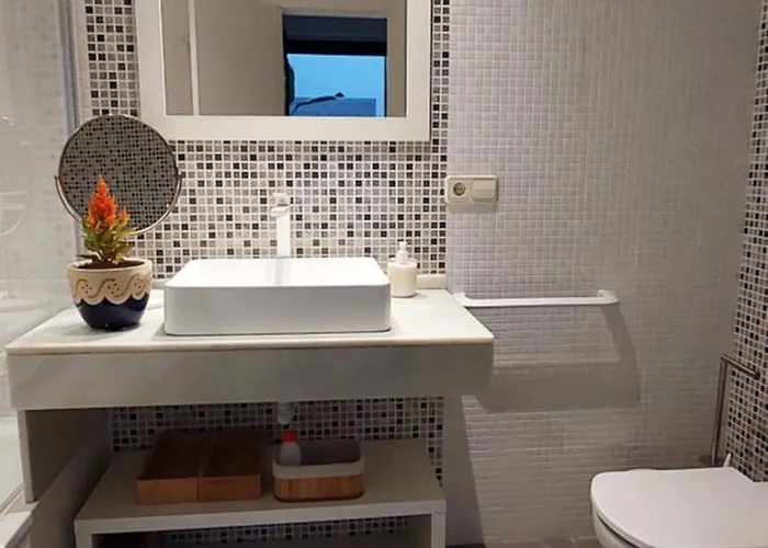 El 2 De Flamenco Bajob * カディス